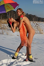 Snow naked girls pix angels